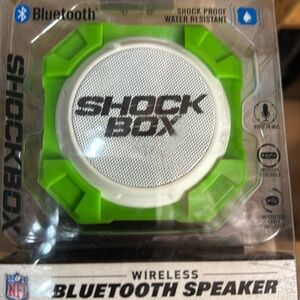 New shock box SPEAKER Bluetooth Shock proof Water Resistant Built-In Mic Control